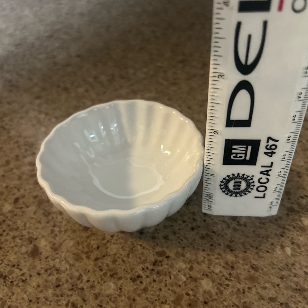 PIER 1 | Porcelain Condiment Dish - Picture 5 of 6